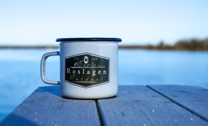 mugg på brygga
